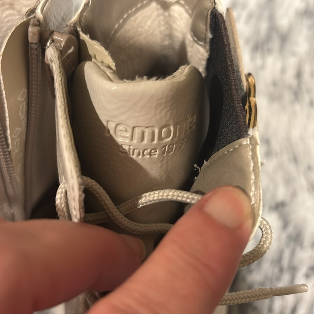 Remonte Combat Boot* Cream* - Picture 4 of 11